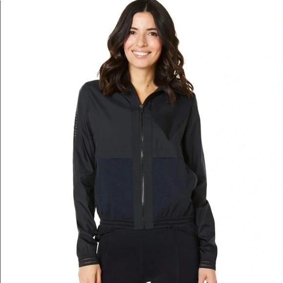 ! Nwt! Shape activewear PROTECH V.3 Jacket - Picture 2 of 4